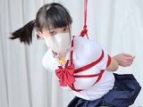 女子○生なのに緊○＋ギャグボール調○を受けてしまう奈奈 前編